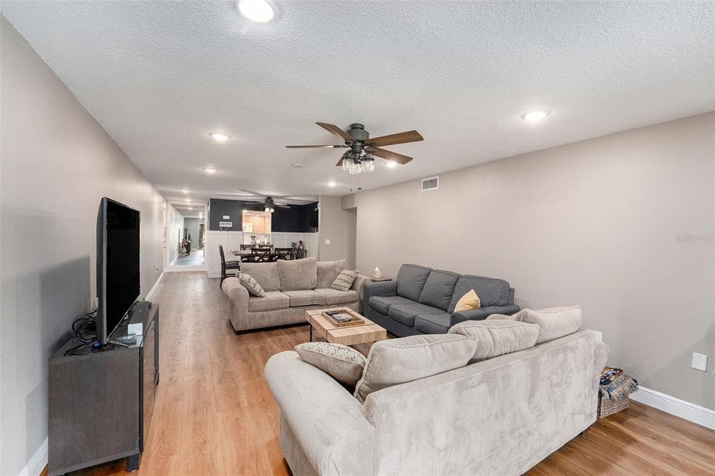 90 S HIGHLAND AVENUE #1201 5