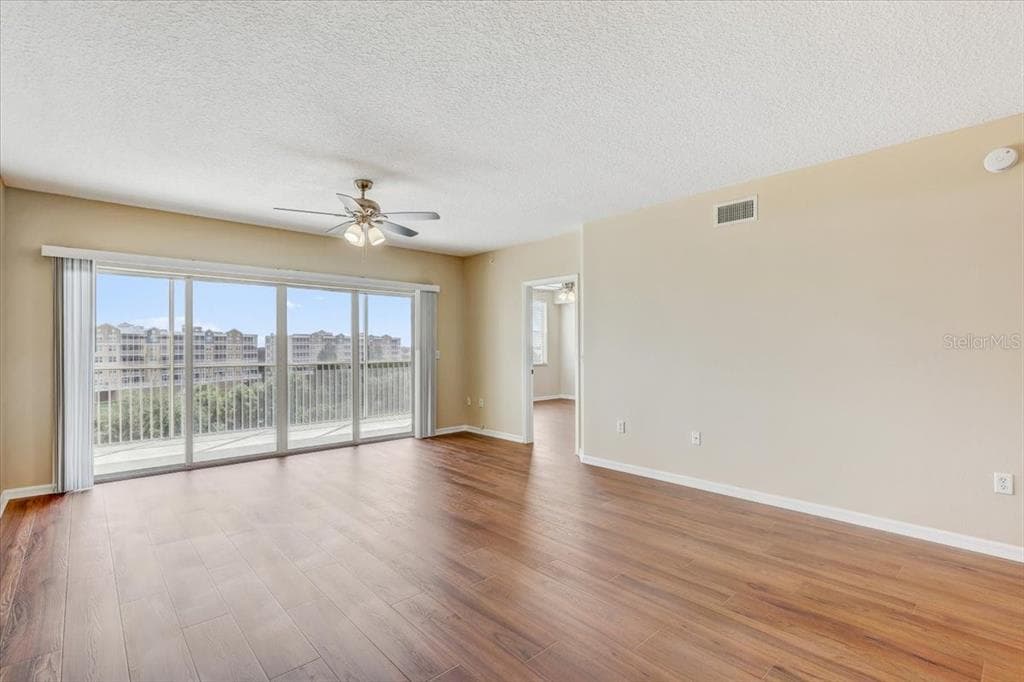 1200 COUNTRY CLUB DRIVE 3405 photo 6