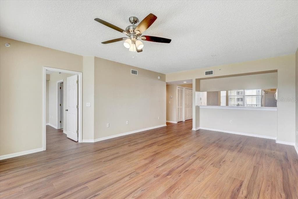 1200 COUNTRY CLUB DRIVE 3405 photo 11