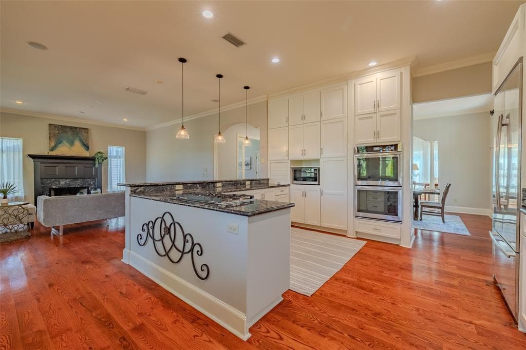 4605 W VASCONIA STREET photo 16