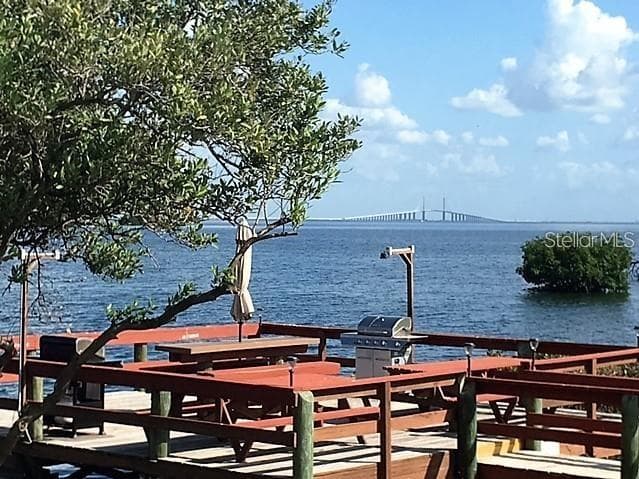 1515 PINELLAS BAYWAY S #15 5