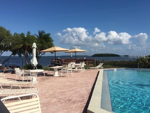 1515 PINELLAS BAYWAY S #15 4