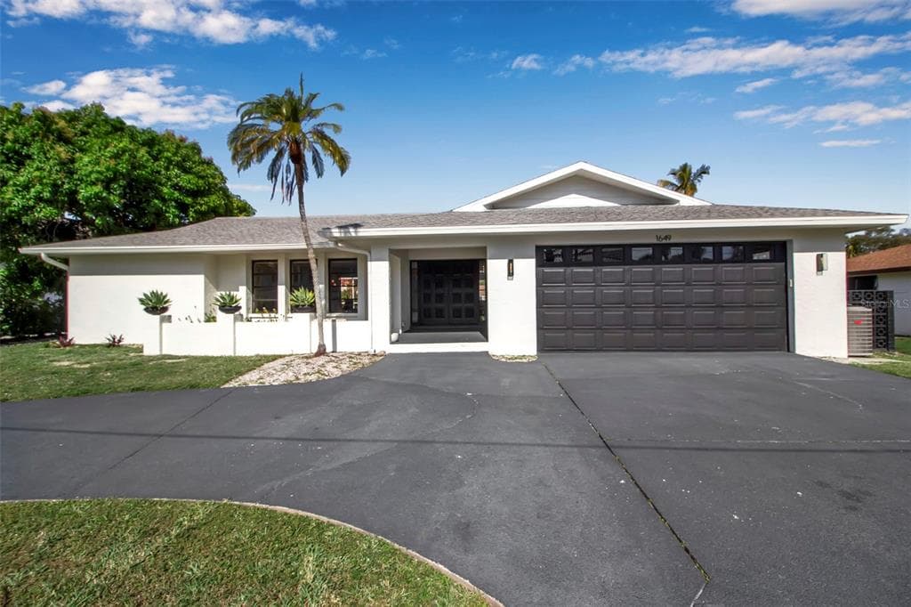 1649 STANFORD LANE 3
