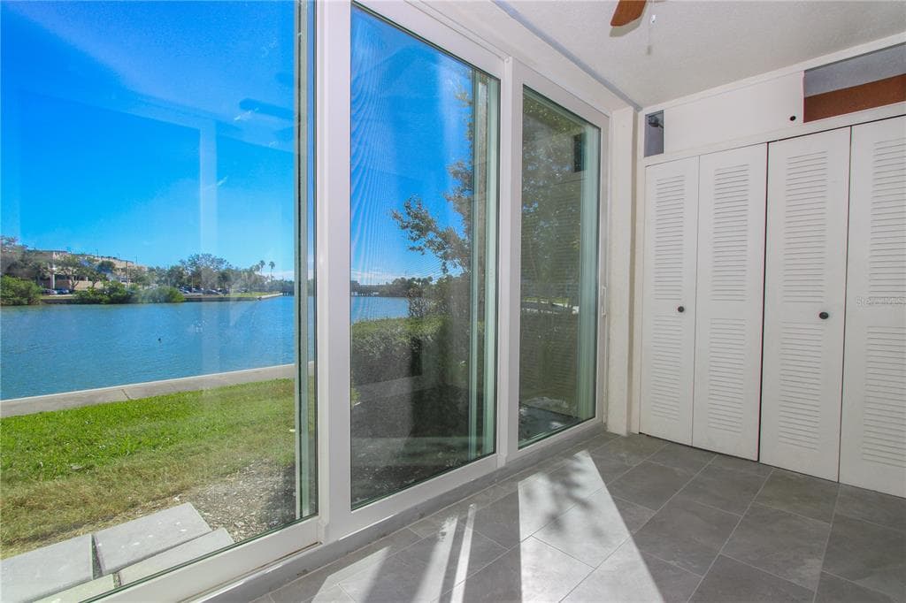 7425 BAY ISLAND DRIVE S 108 photo 1