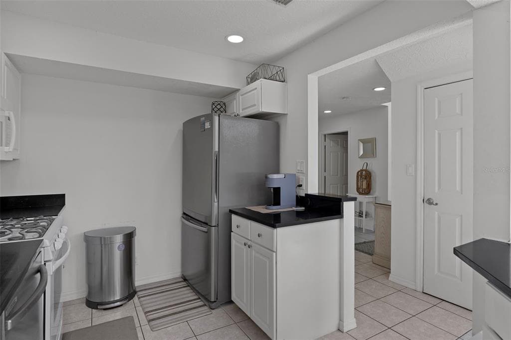 5272 TROPICAL POINT photo 16