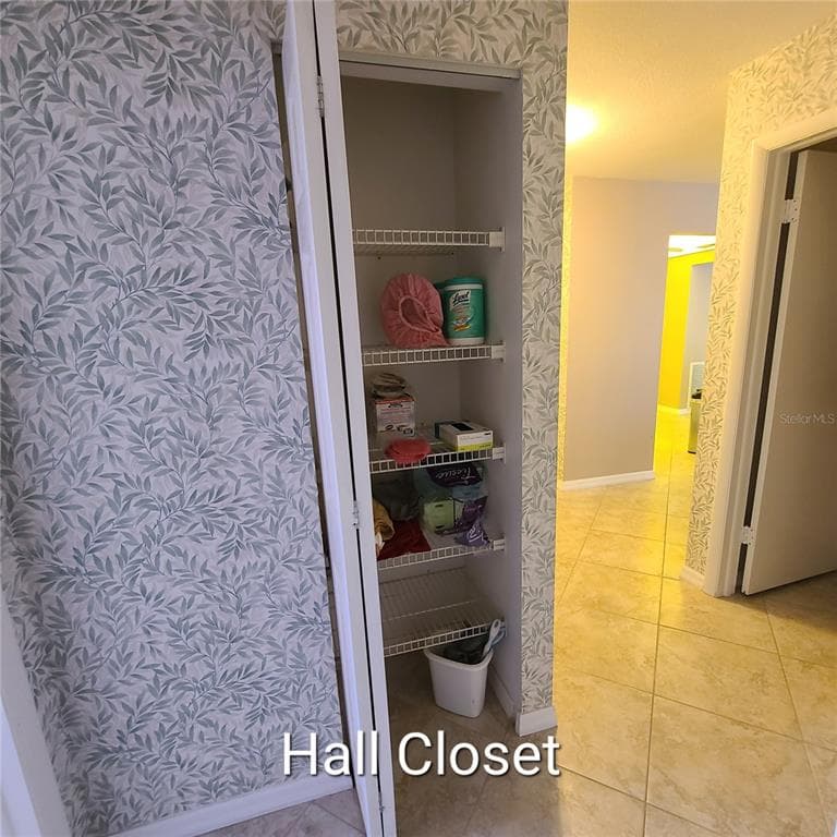 220 BUTTONWOOD CIRCLE 220 photo 18