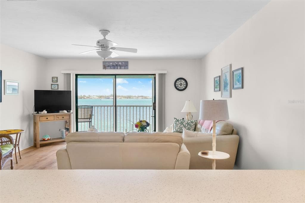 901 GULF DRIVE S #14 5