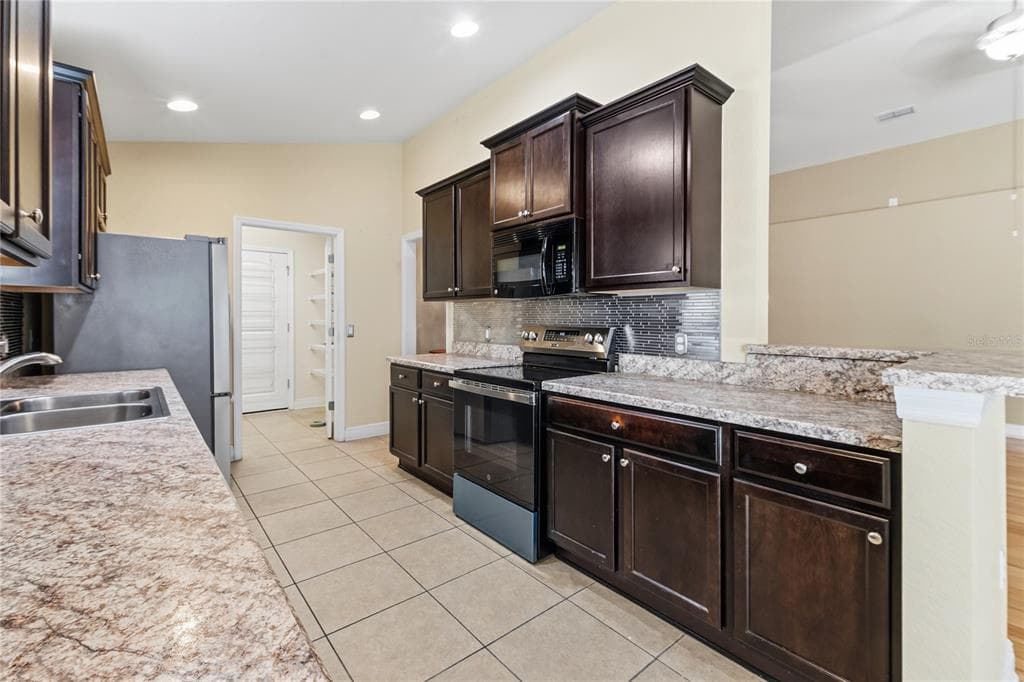 3971 ISLAND LAKES DRIVE photo 20