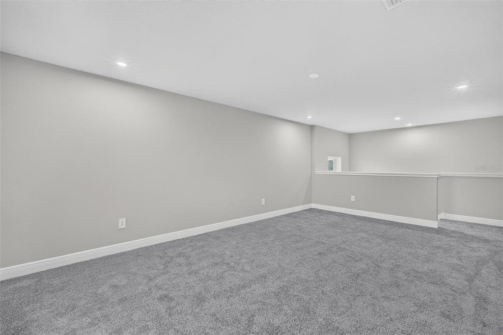 12927 PIERCE STREET photo 20