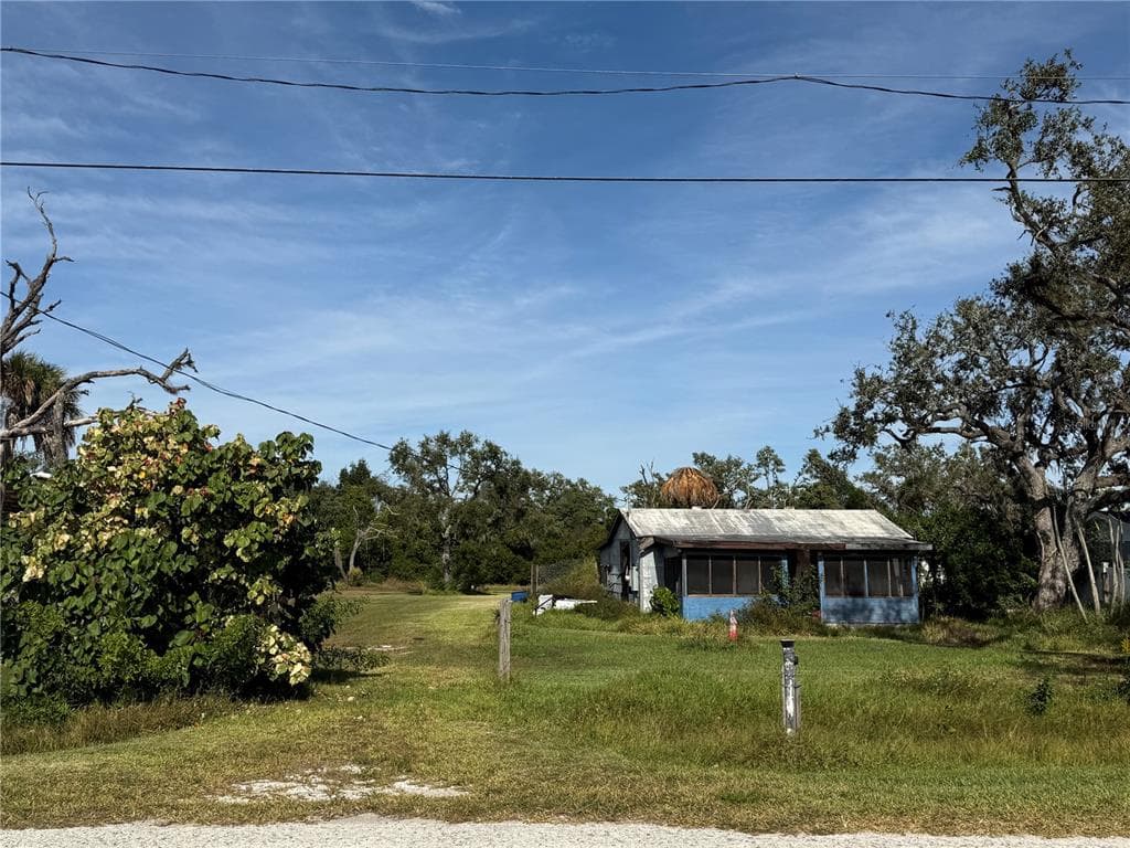 916 PINEY POINT ROAD photo 13