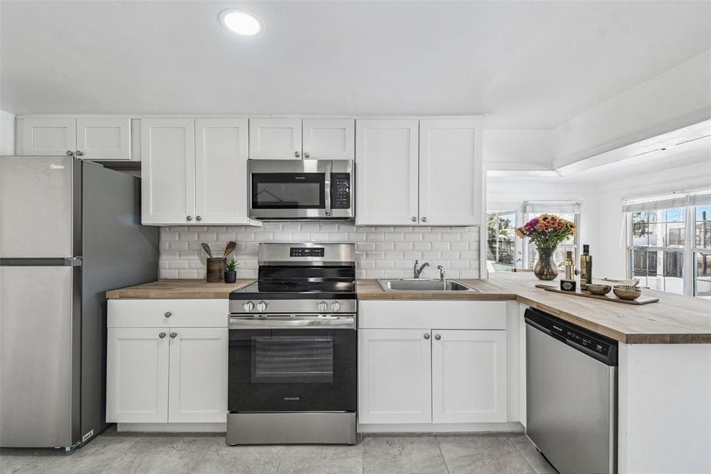 13711 ALLYN DRIVE photo 9