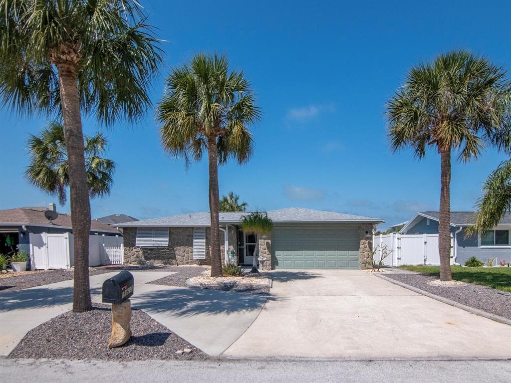 13615 STACEY DRIVE 2
