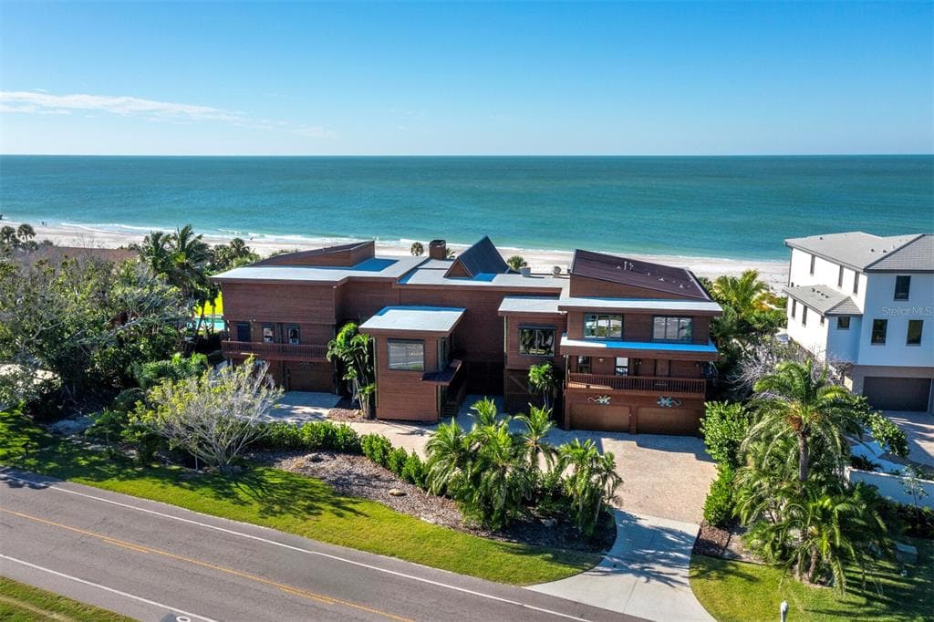 6685 GULF OF MEXICO DRIVE photo 1