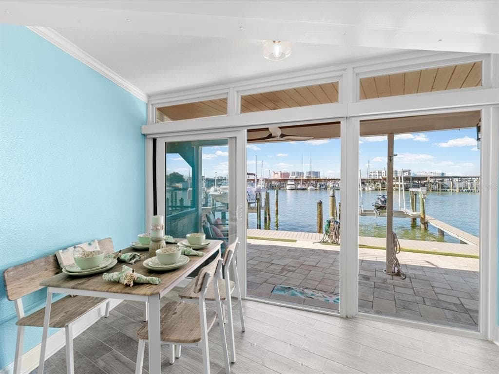 205 DOLPHIN POINT 4 photo 16