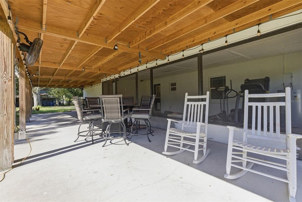 2506 HAWK GRIFFIN ROAD photo 15