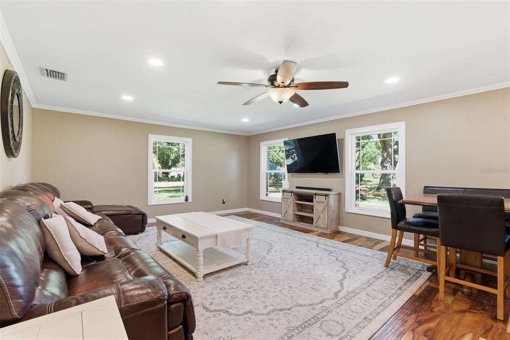 2506 HAWK GRIFFIN ROAD photo 25
