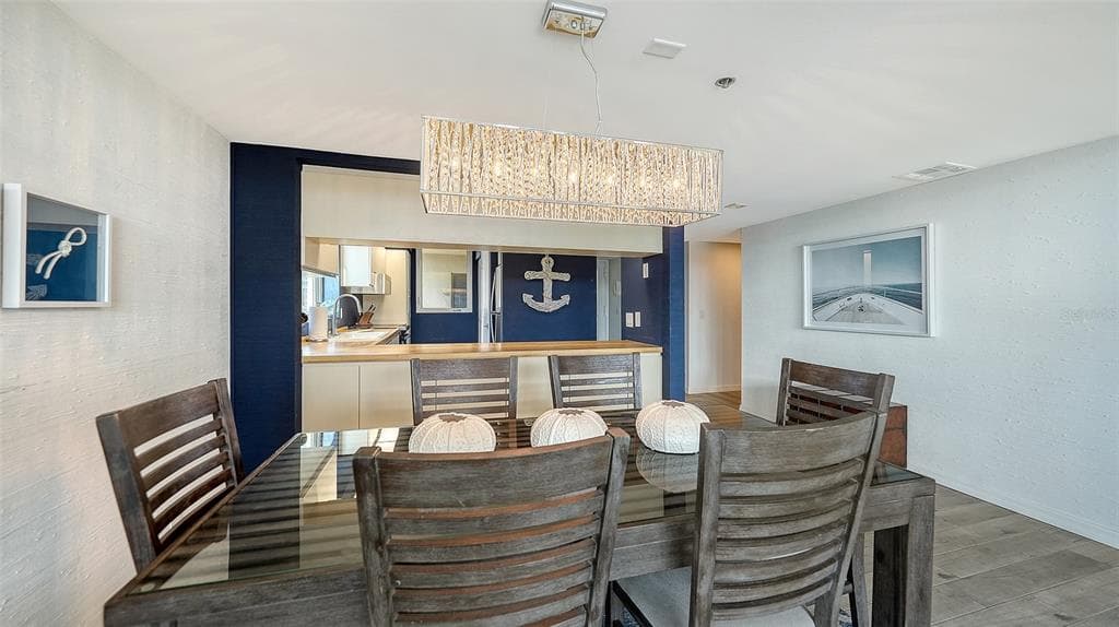 1115 GULF OF MEXICO DRIVE 401 photo 13
