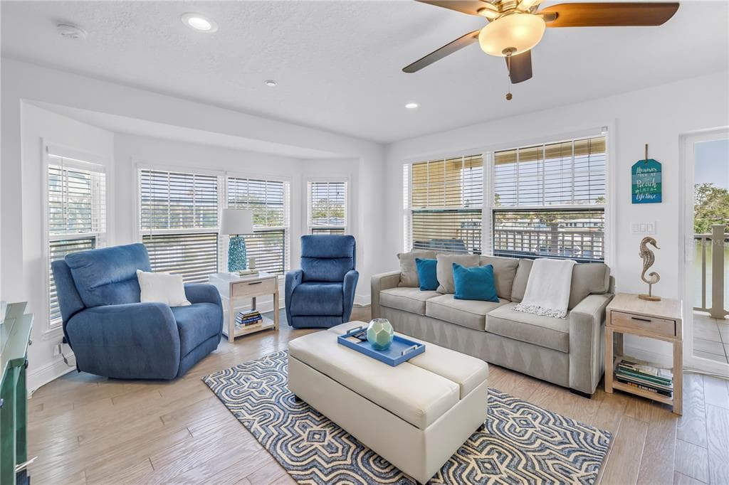 100 WINDRUSH BOULEVARD #1 5