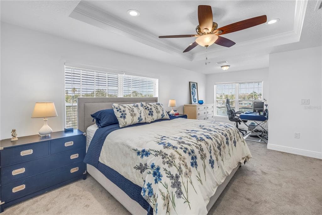 100 WINDRUSH BOULEVARD 1 photo 14