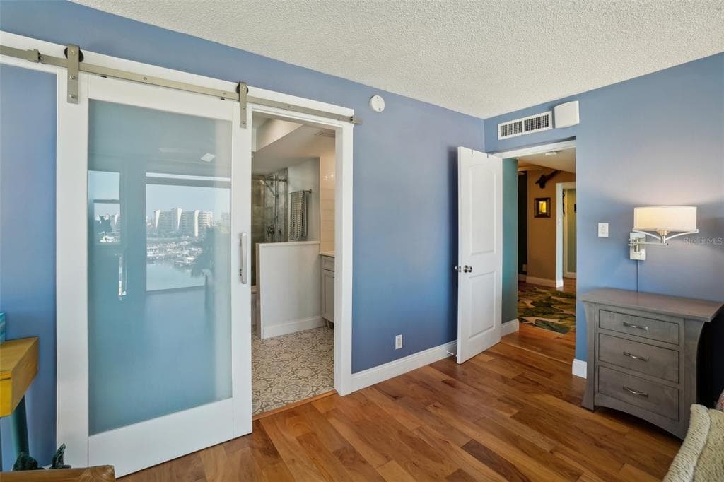 7400 SUN ISLAND DRIVE S 712 photo 15