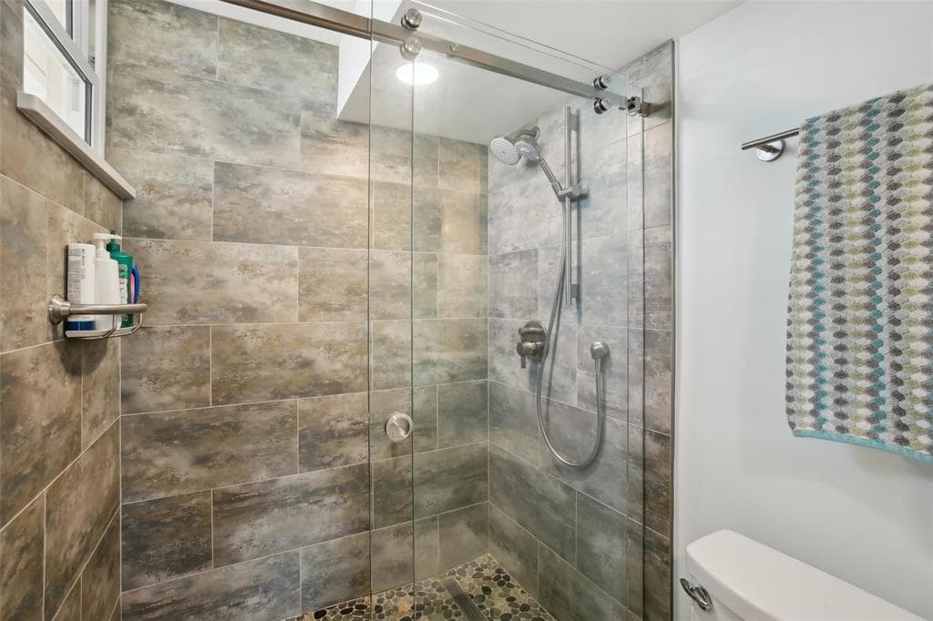 7400 SUN ISLAND DRIVE S 712 photo 13