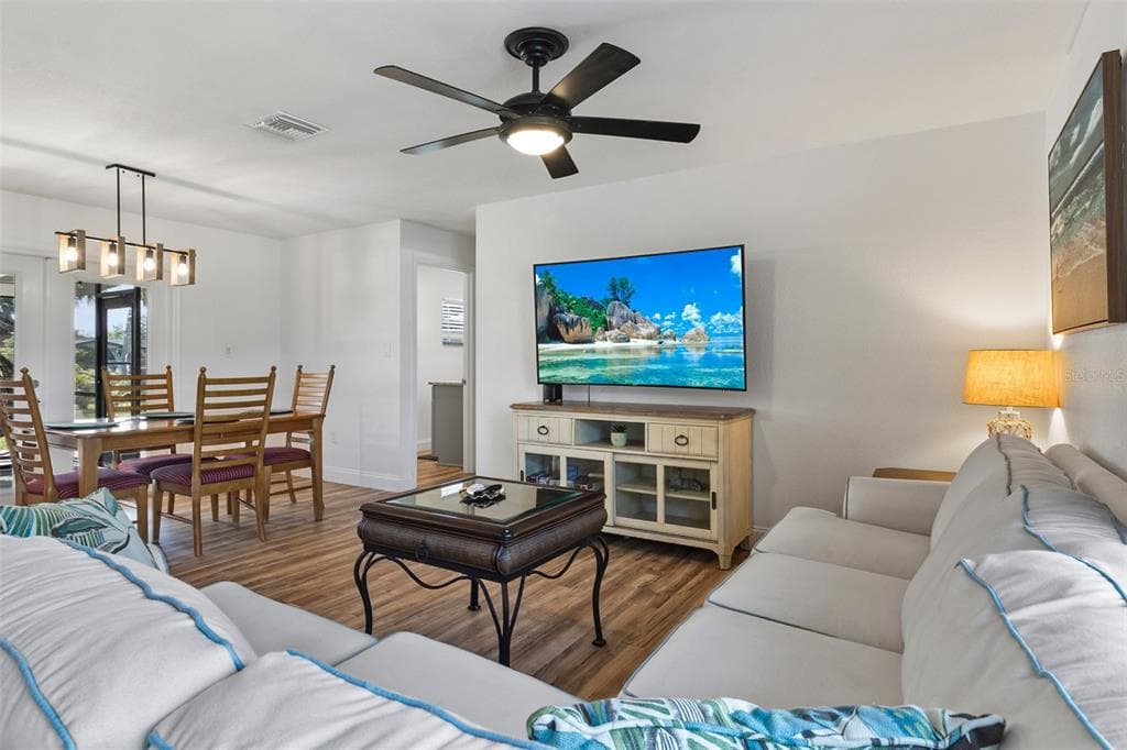 20495 ALBURY DRIVE photo 9