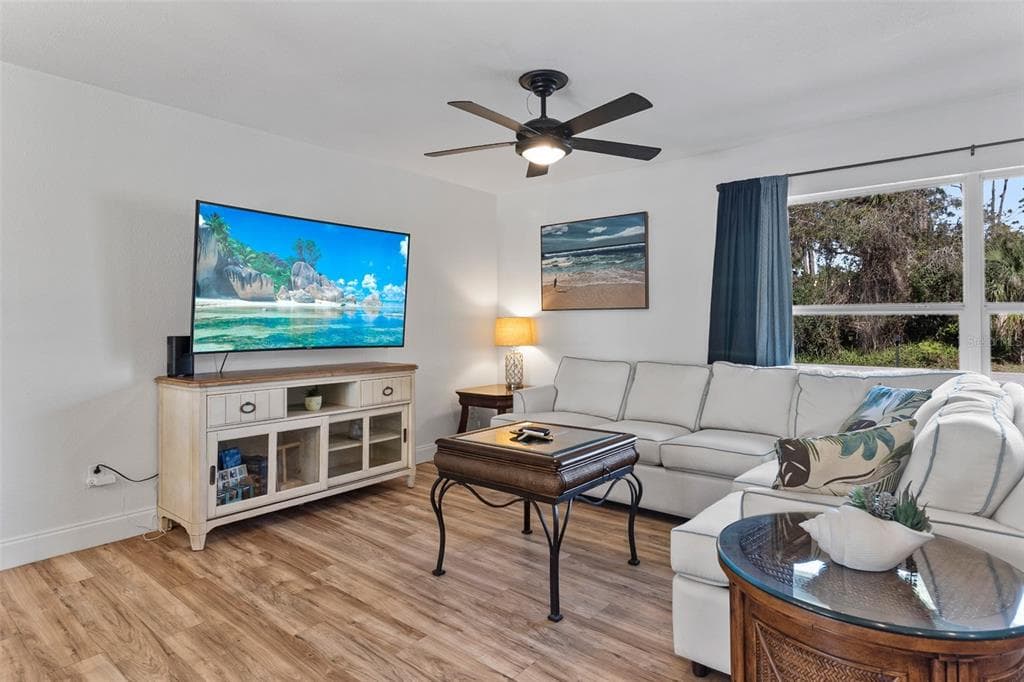 20495 ALBURY DRIVE photo 10