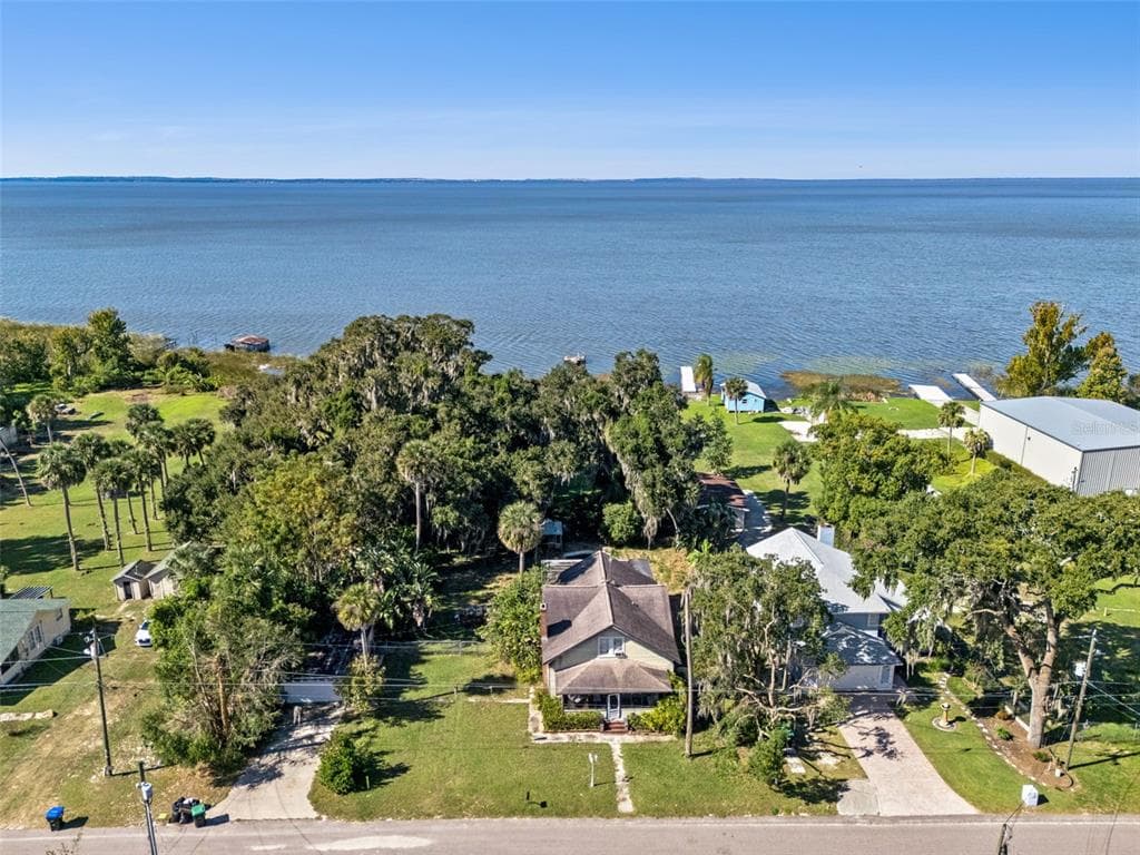 3828 WALKER ROAD 2