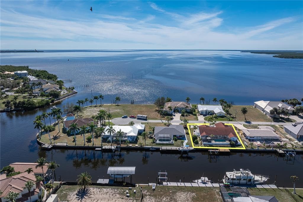 136 CREEK DRIVE SE 2