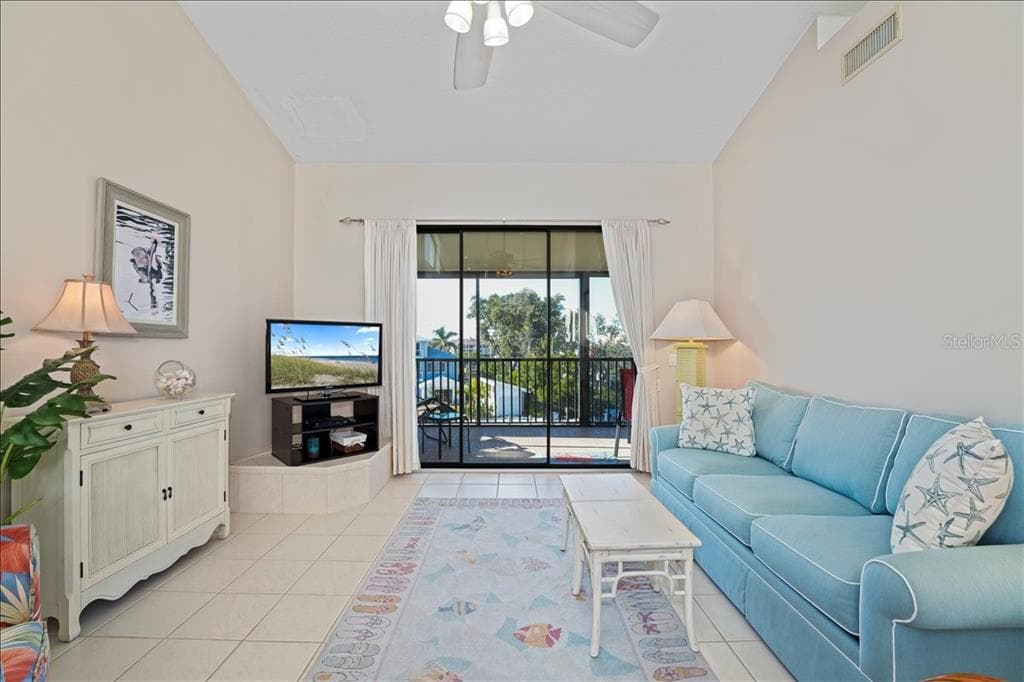 4112 128TH STREET W 605 photo 8
