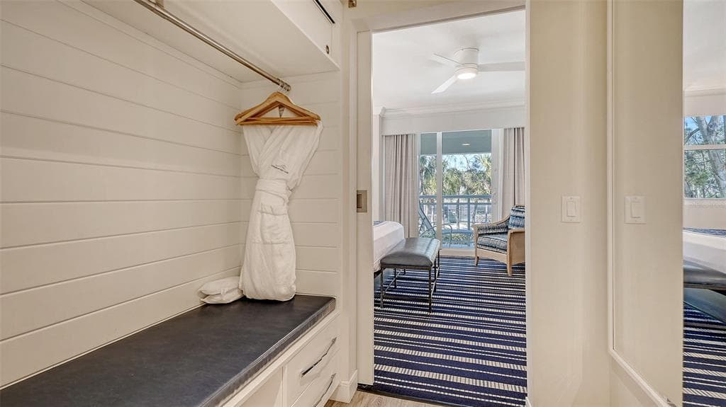 250 SANDS POINT ROAD 5101 photo 17