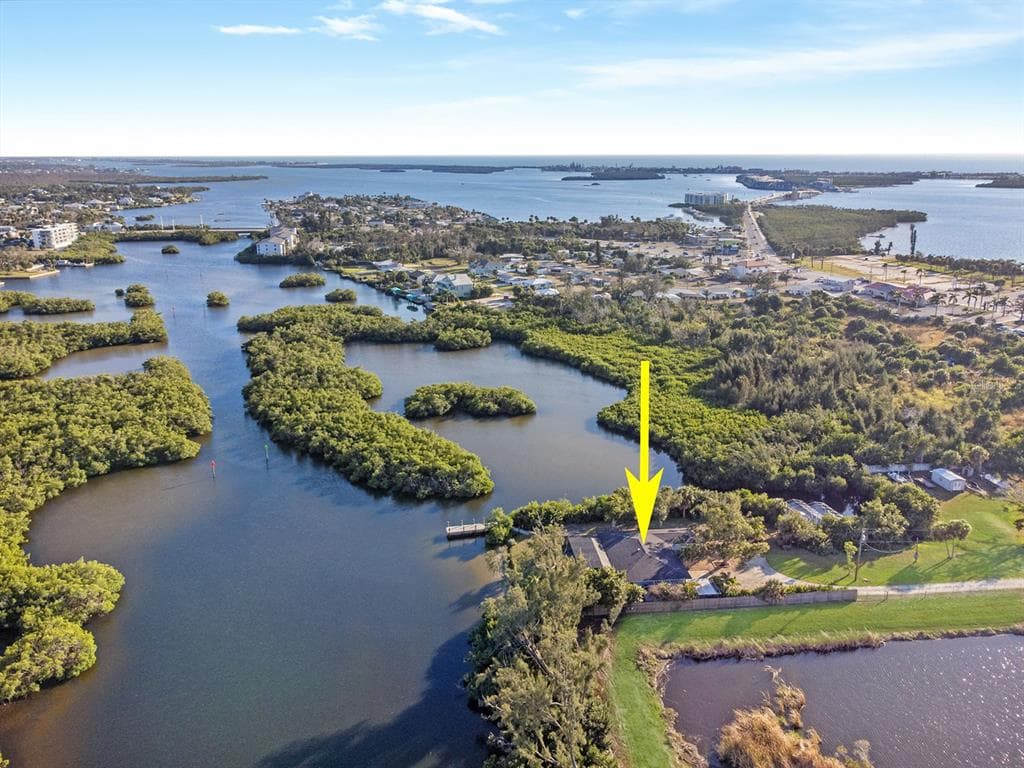 300 E BAY HEIGHTS AVENUE 2