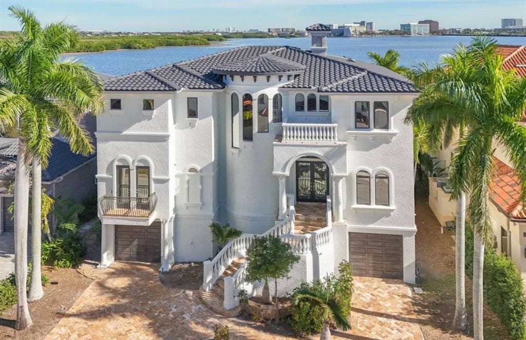 4107 CAUSEWAY VISTA DRIVE 1