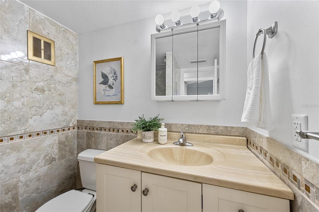 4775 COVE CIRCLE 203 photo 23