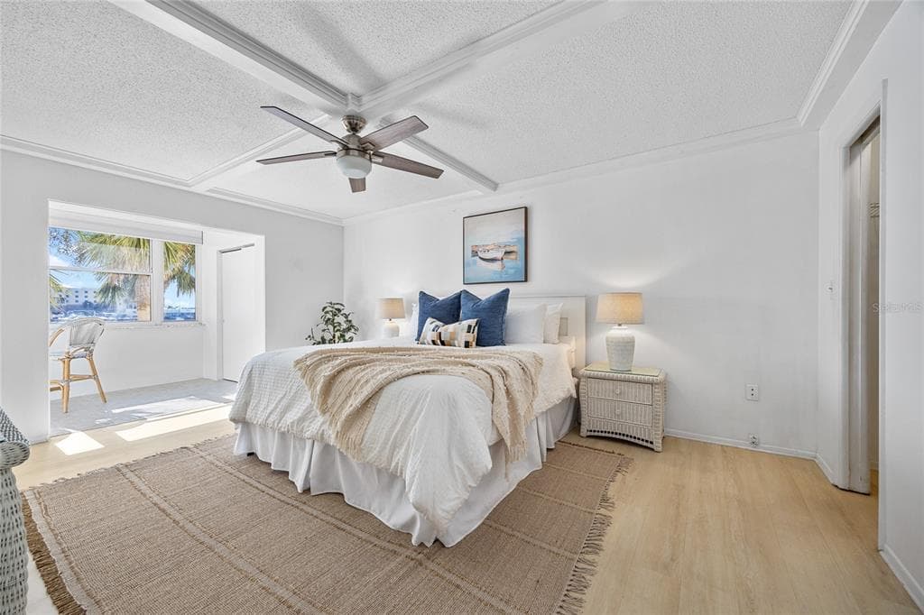 4775 COVE CIRCLE #203 3