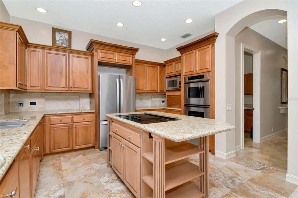 7680 PARADISE POINTE CIRCLE S photo 12