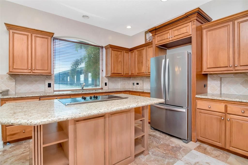 7680 PARADISE POINTE CIRCLE S photo 14