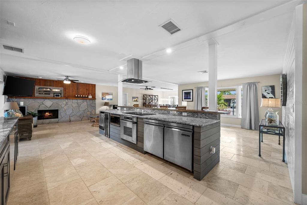 2129 W TOBAGO CIRCLE photo 8