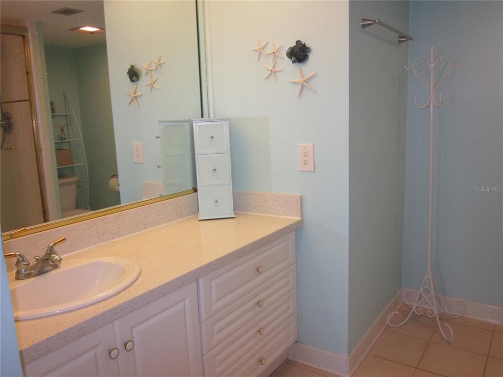 1400 GULF BOULEVARD 608 photo 16