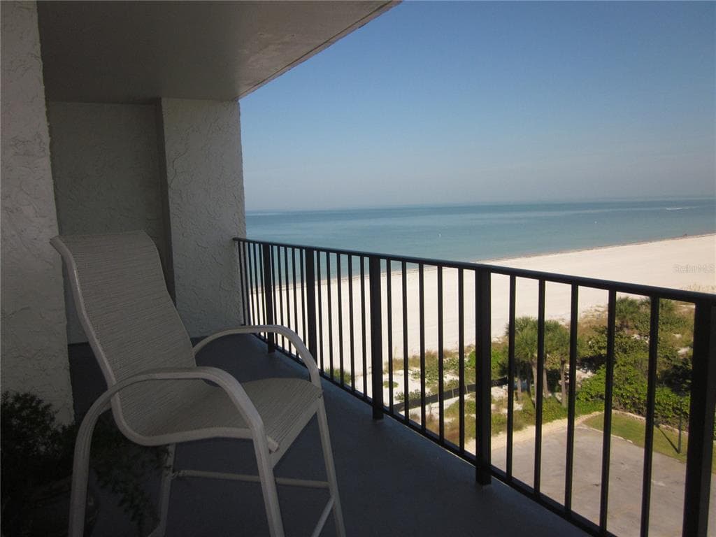 1400 GULF BOULEVARD 608 photo 21
