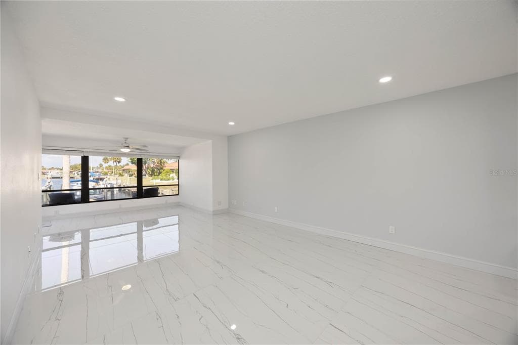 9608 VALENCIA COVE photo 20
