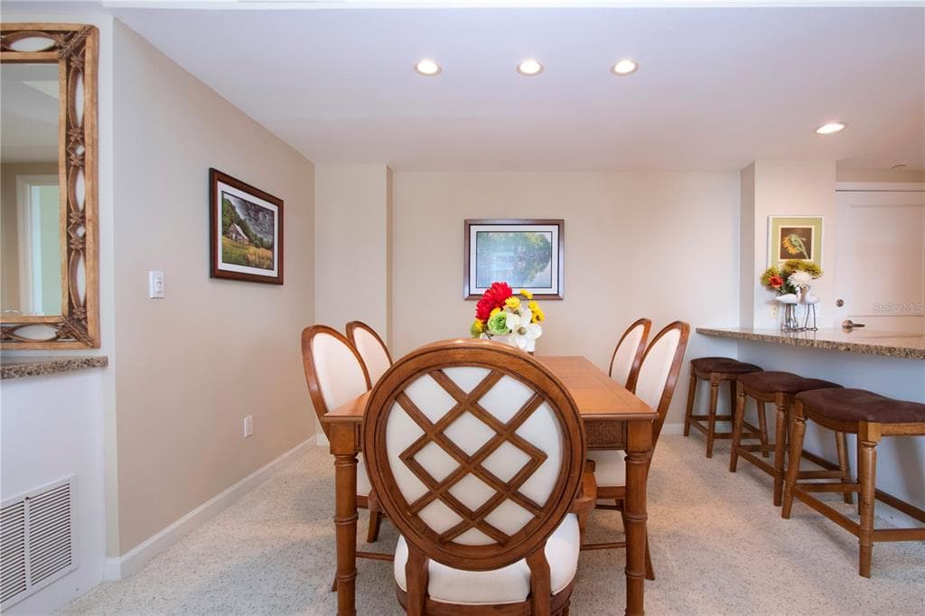 1212 BENJAMIN FRANKLIN DRIVE 607 photo 9