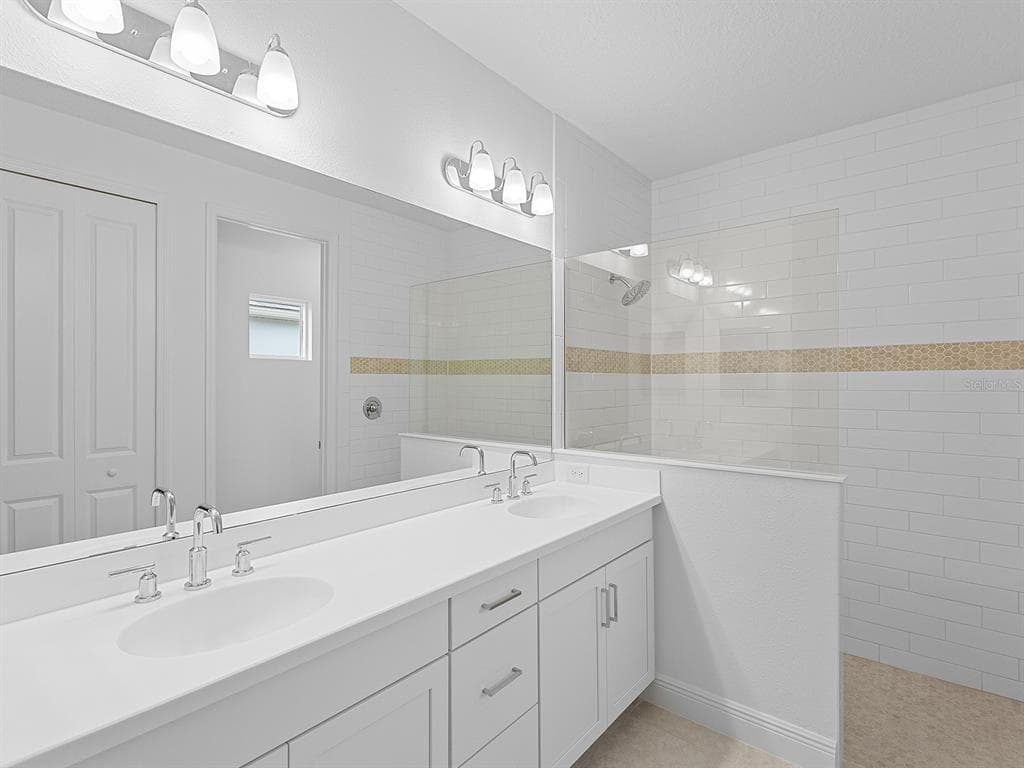 18260 VIZCAYA COURT photo 23