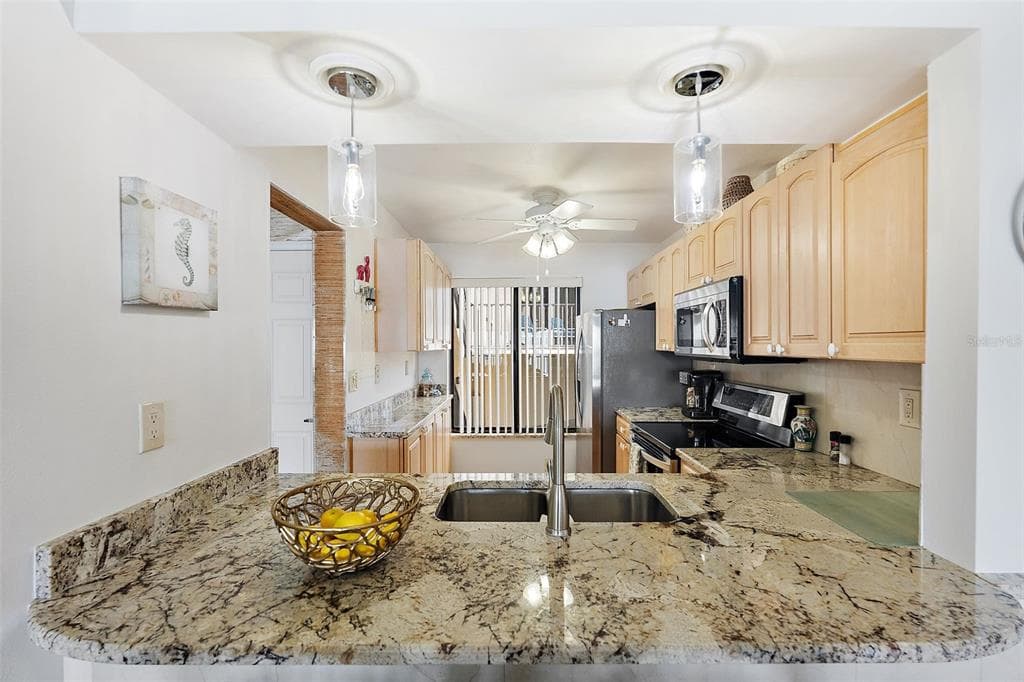 6322 PALMA DEL MAR BOULEVARD S 209 photo 7
