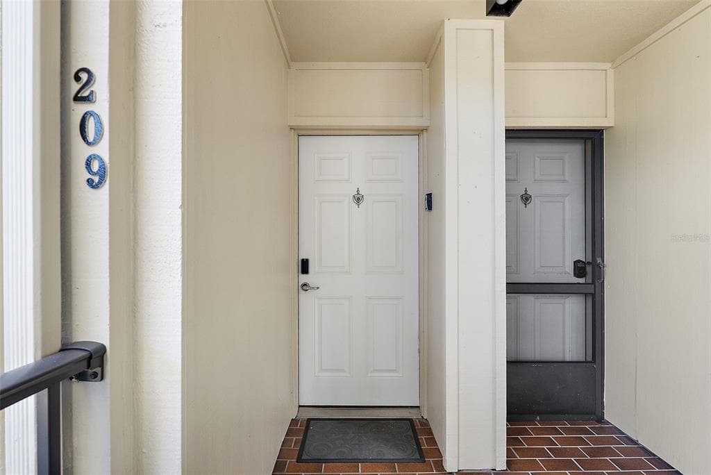 6322 PALMA DEL MAR BOULEVARD S 209 photo 5