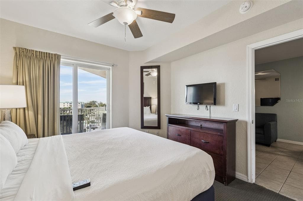12000 GULF BOULEVARD 604N photo 25