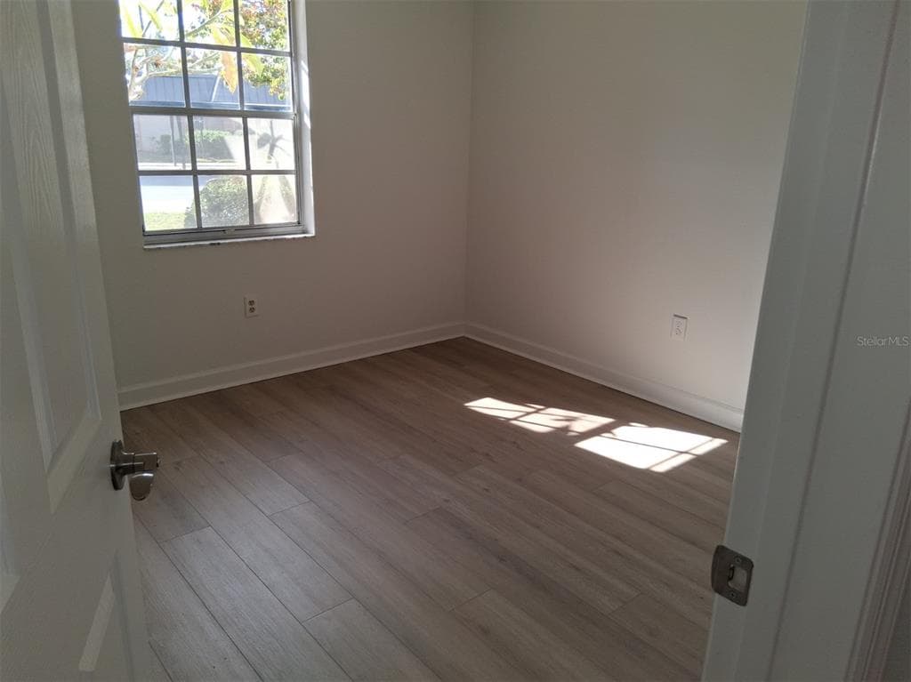4326 SUMMERSUN DRIVE photo 14