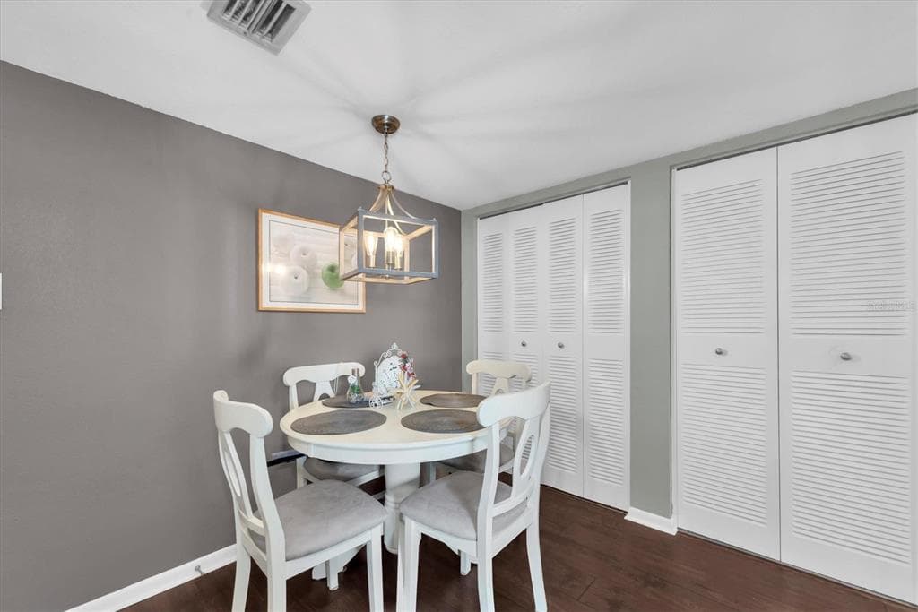 660 ISLAND WAY 506 photo 18