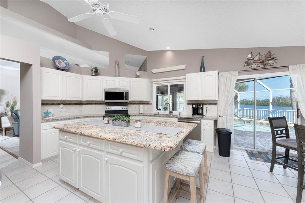 310 CORAL CREEK DRIVE photo 11