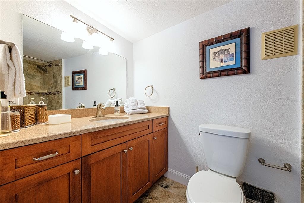1060 PINELLAS BAYWAY S 106 photo 20
